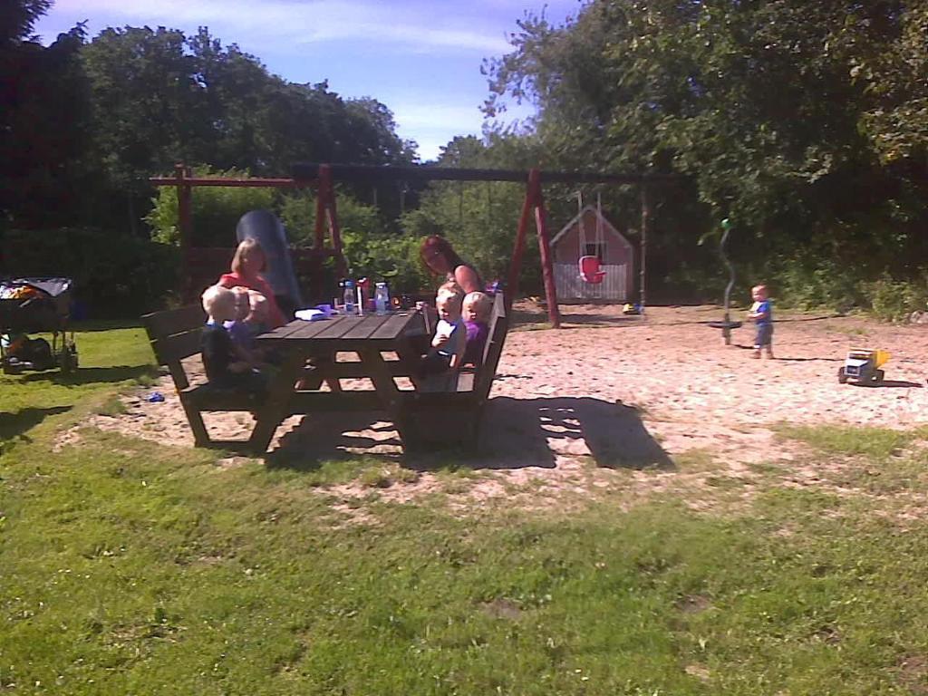 Hjemstavnsgårdens Camping&Cottages Glamsbjerg Eksteriør bilde