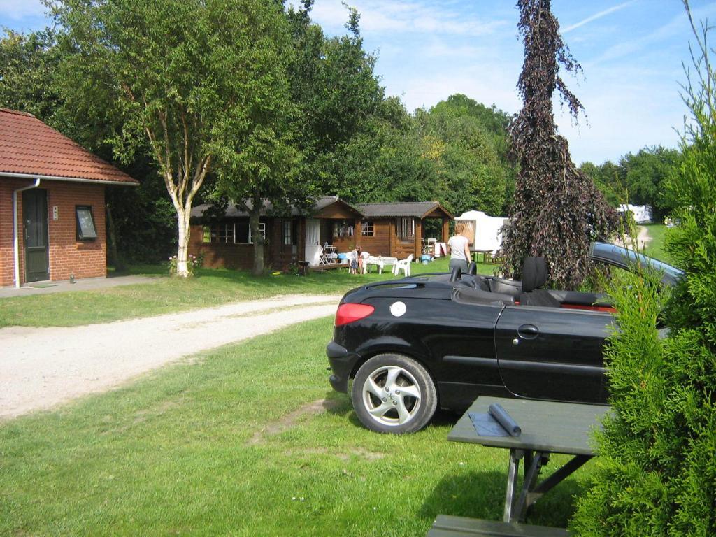 Hjemstavnsgårdens Camping&Cottages Glamsbjerg Eksteriør bilde