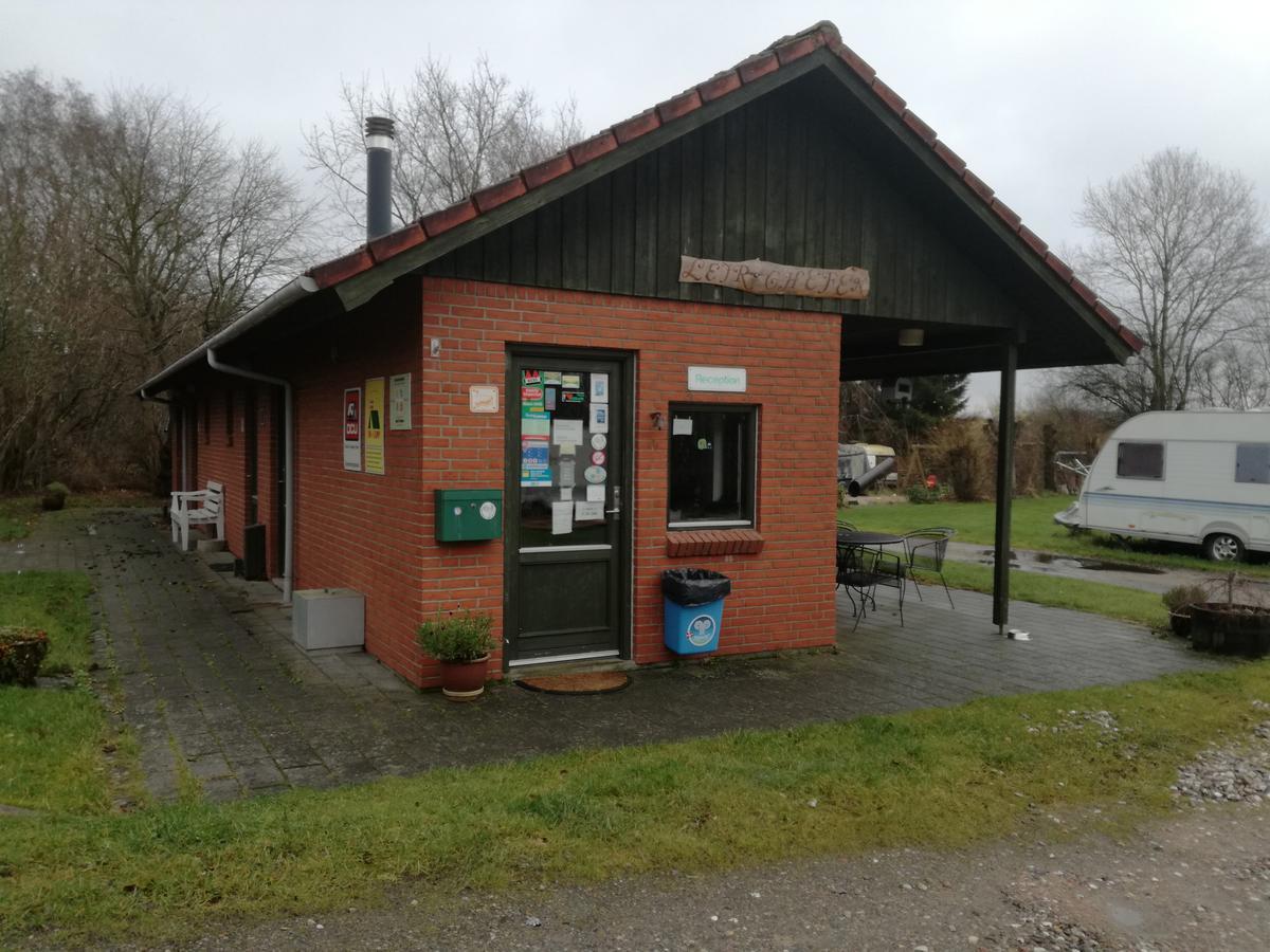 Hjemstavnsgårdens Camping&Cottages Glamsbjerg Eksteriør bilde