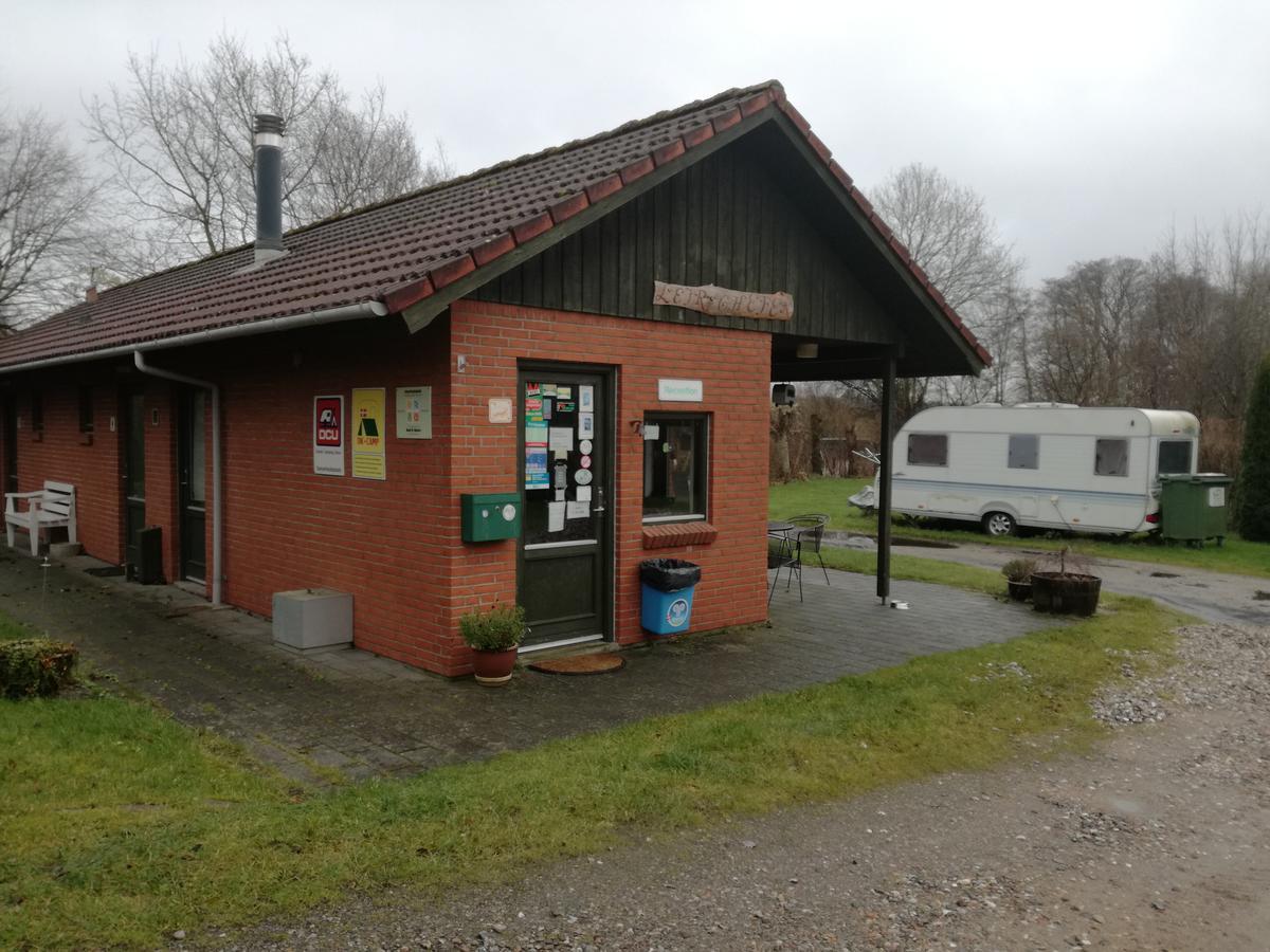 Hjemstavnsgårdens Camping&Cottages Glamsbjerg Eksteriør bilde